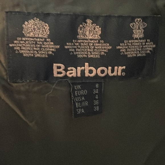 NWT Barbour Olive Cavalry Polarquilt jacket US 4/UK 8 FINAL PRICE REDUCTION - Picture 9 of 16